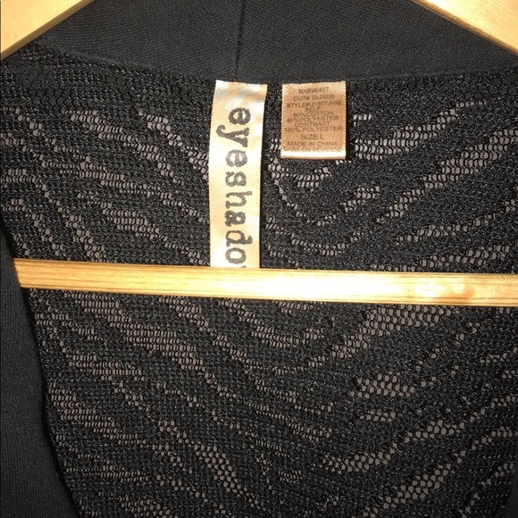 Black Cropped Blazer with full lace back sz Lg - Picture 3 of 4